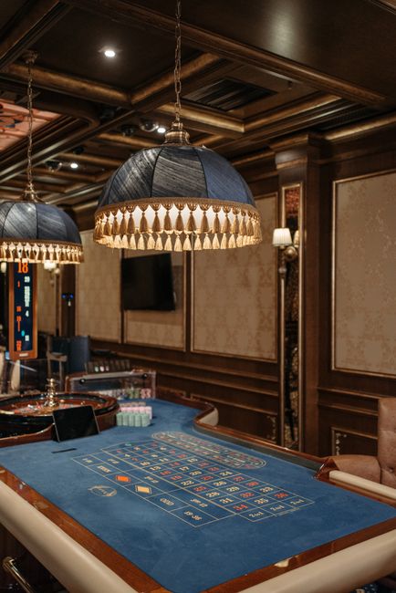 The iGaming Edge: How Smart Players Approach Casino, Betting, Slots & Poker