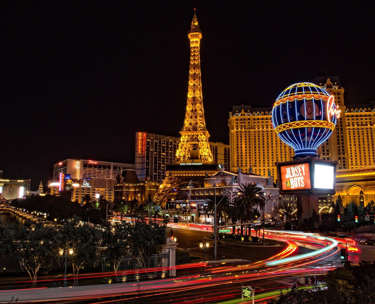 Slot Volatility Explained: Why Big Wins Rarely Come Easy