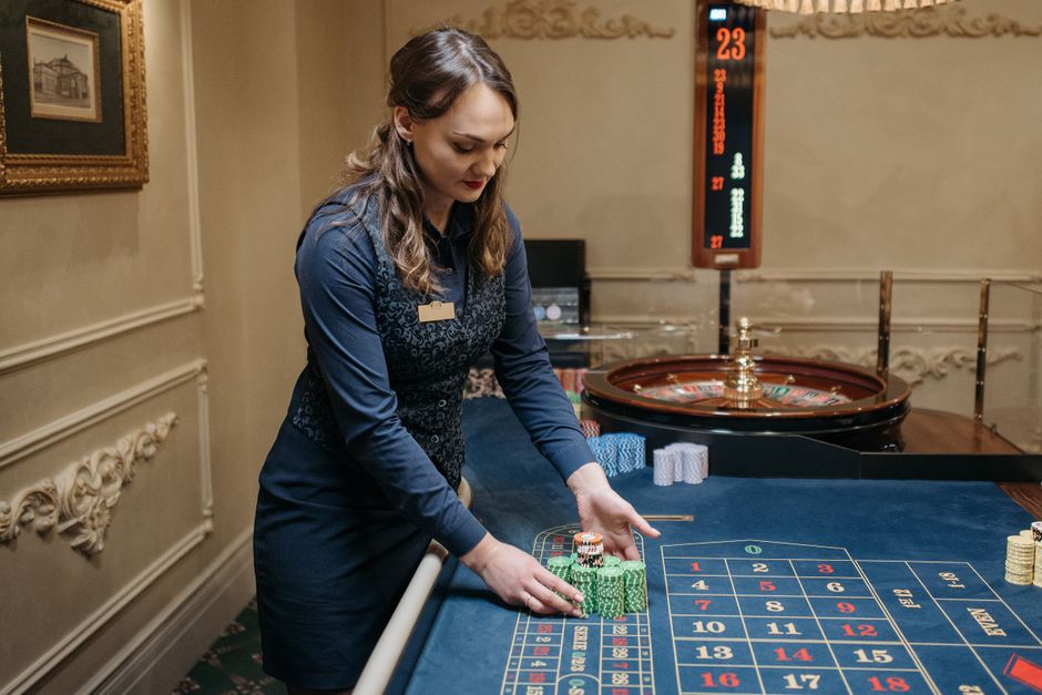 Slot Volatility Explained: Why Your $100 Lasts Longer on Some Machines